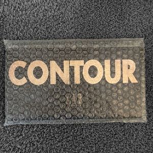 BNIB Kab cosmetics CONTOUR PALETTE Volume 1